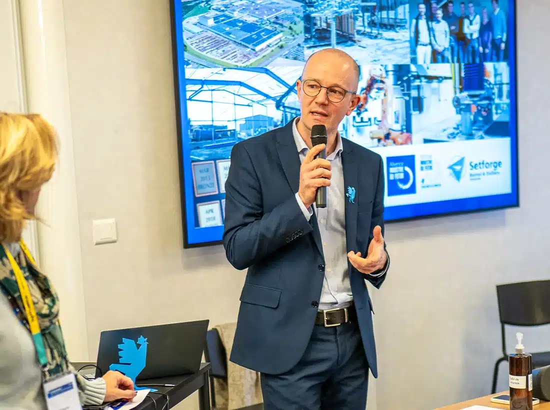 Page-NEWS-Article3-4 ENRICHING EXCHANGES WITH OUR TECHNOLOGY PARTNERS 1